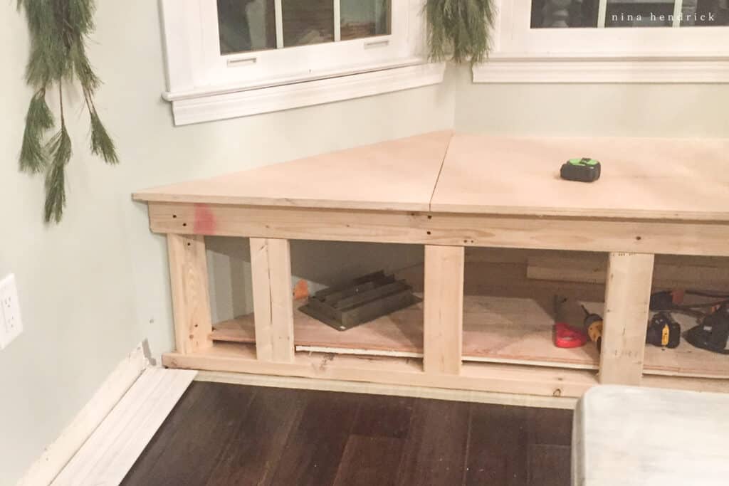 Finish the bench with cabinet-grade plywood