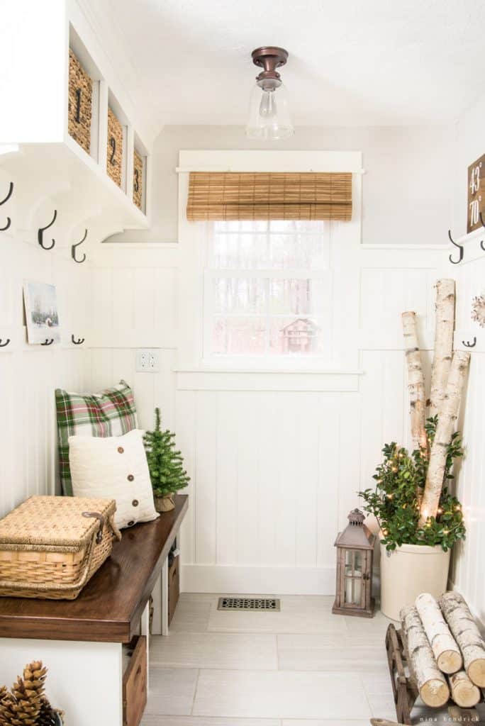 New England & Robert Frost inspired Christmas mudroom decorating ideas