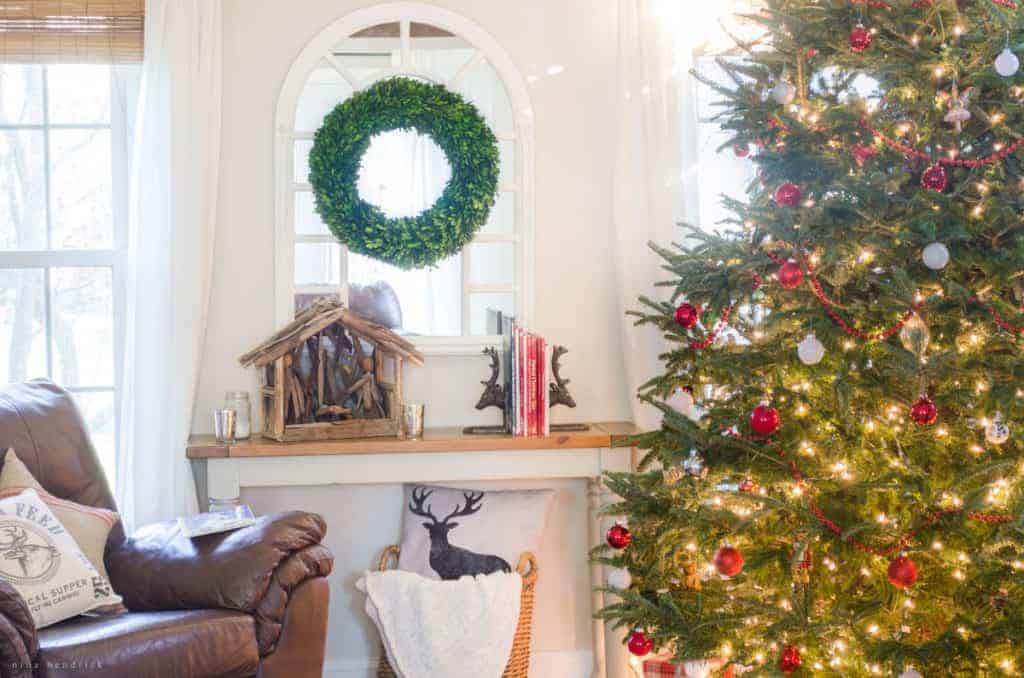 Gather holiday inspiration from this warm & cozy rustic farmhouse Christmas Home Tour. There are so many classic decor ideas!