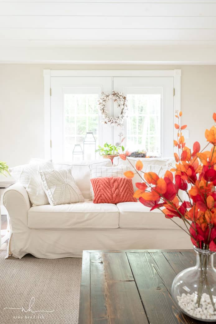 Classic Fall Family Room Decor - Nina Hendrick Home