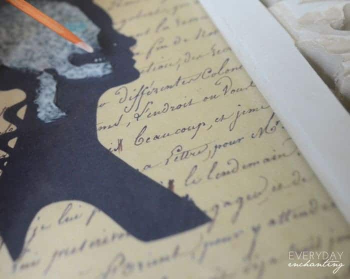 Surprise Spooky Cameo with Mod Podge | Learn how to make a spooky cameo with a glow-in-the-dark surprise using Mod Podge from www.ninahendrick.com