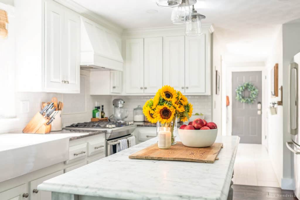 White early fall kitchen
