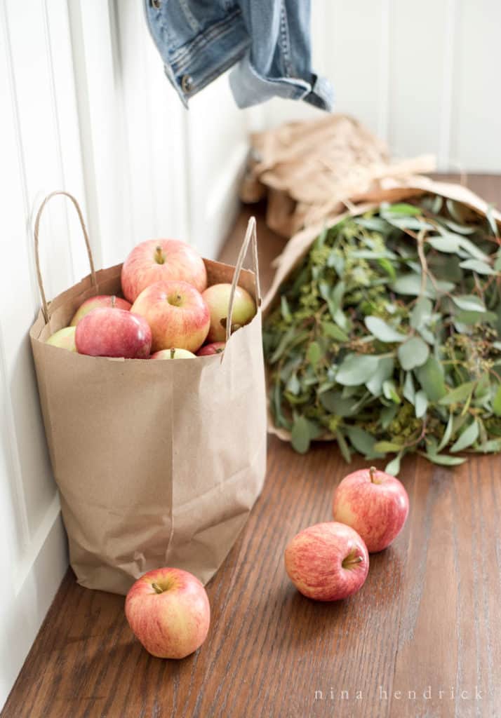Fresh apples in a bag