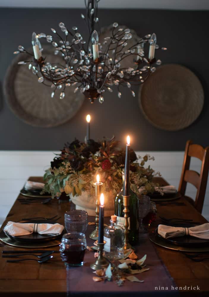 Spooky and Elegant Halloween tablescape