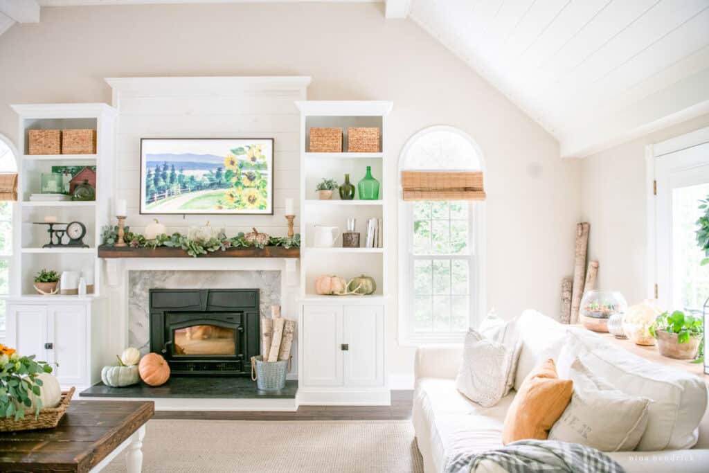 Effortless Autumn: A Simple Fall Home Tour with Cozy Inspiration