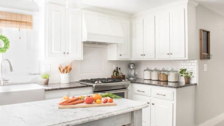 Paint Oak Cabinets And Hide The Grain, Painting Smooth Kitchen Cabinets