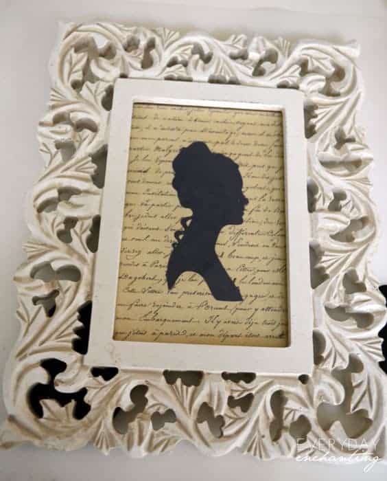 Surprise Spooky Cameo with Mod Podge | Learn how to make a spooky cameo with a glow-in-the-dark surprise using Mod Podge from www.ninahendrick.com