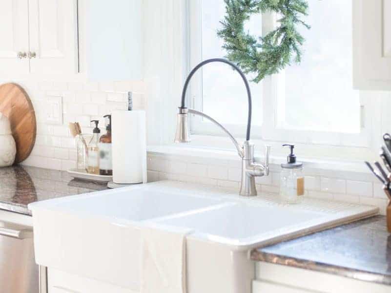 One-Pan-Dinners-Delta-Faucet-ShieldSpray-24 One-Pan-Dinners-Delta-Faucet-ShieldSpray-24