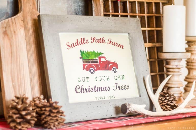 Printable Tree Farm Sign & Cozy Christmas Vignette