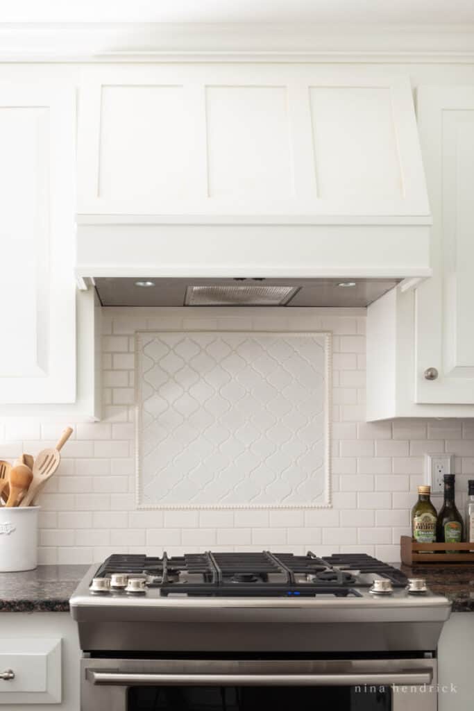 Range hood with custom DIY range hood cover