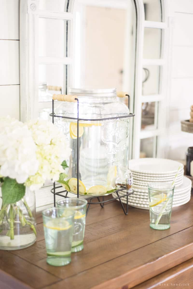 Drink station with slices of citrus