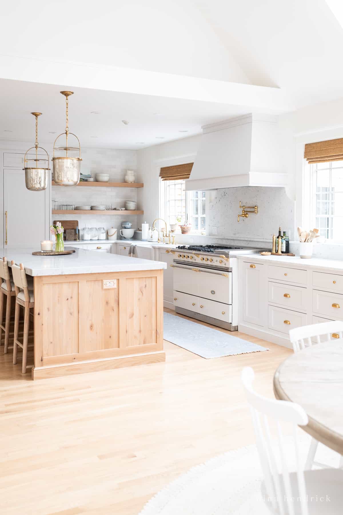 16 Rustic Kitchen Island Ideas to Create a Cozy Ambiance