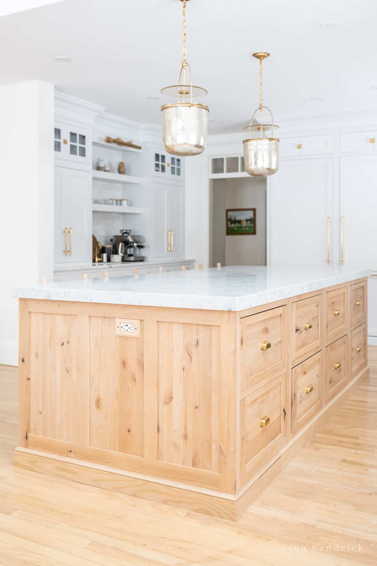 Alder kitchen island with double-thick countertop